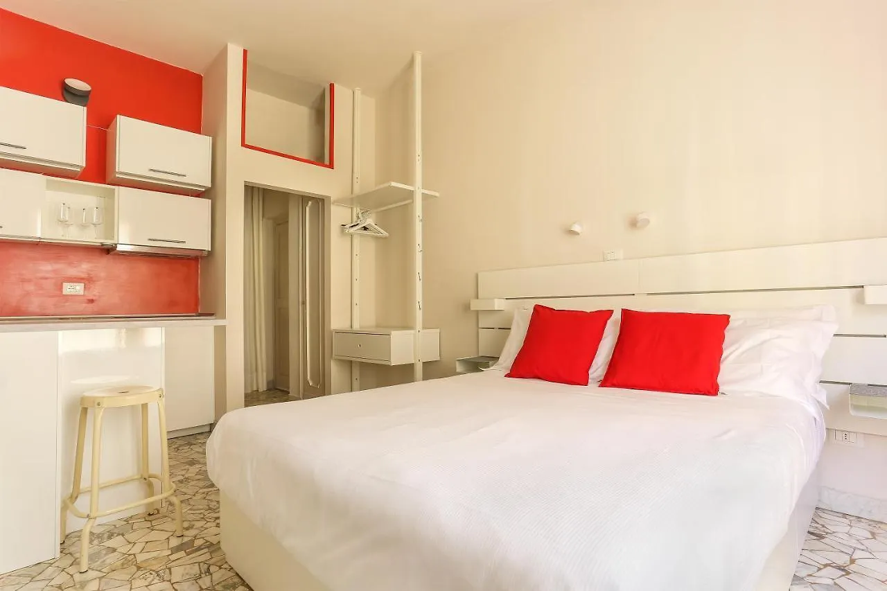 The Red Loft In Ponte Vecchio Apartment Florence 0*,  Italy
